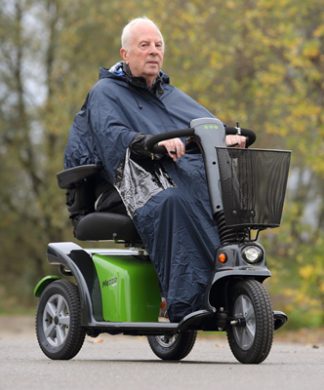 Volledige regenponcho scooter of elektrische rolstoel - OptiMed.be
